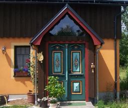 Hauseingang-Atelier-Kirsche-Seiffen